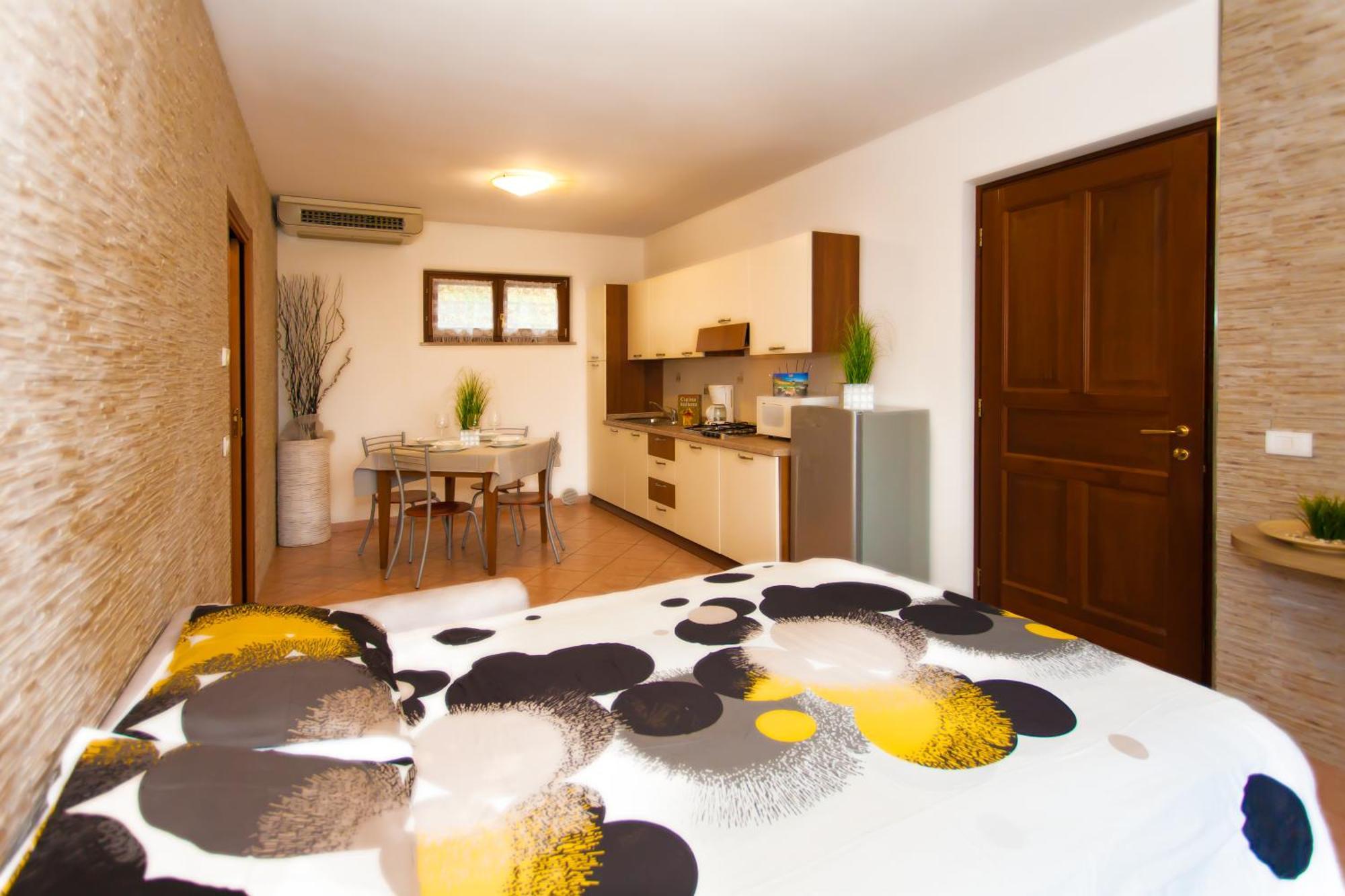 Delle Rose Aparthotel 3*